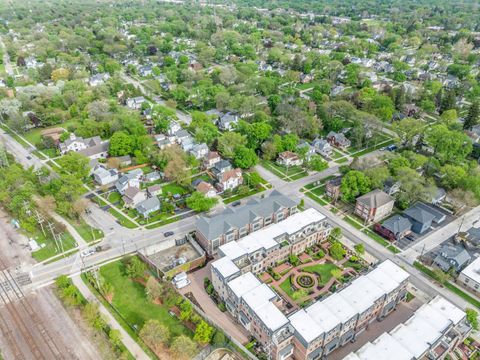 Tiny photo for 110 S Washington Street, Wheaton, IL 60187 (MLS # 12632495)