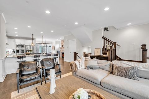 Tiny photo for 110 S Washington Street, Wheaton, IL 60187 (MLS # 12632495)