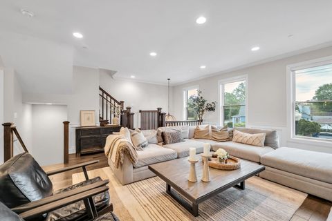 Tiny photo for 110 S Washington Street, Wheaton, IL 60187 (MLS # 12632495)