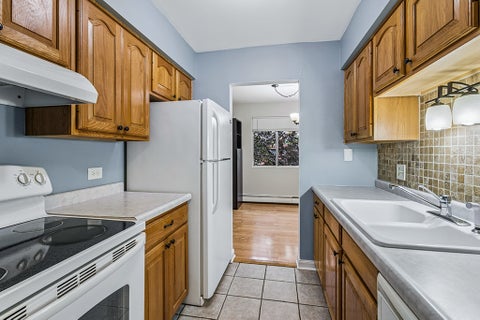 Tiny photo for 5703 128th Street #31, Crestwood, IL 60418 (MLS # 12755573)