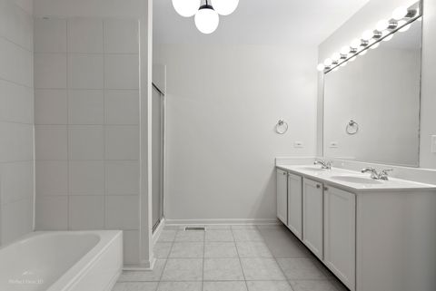 Tiny photo for 712 S Western Avenue #B, Chicago, IL 60612 (MLS # 12553404)