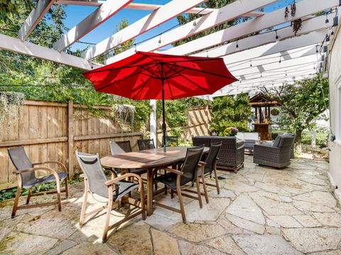 Tiny photo for 317 E Walnut Street, Hinsdale, IL 60521 (MLS # 12466398)