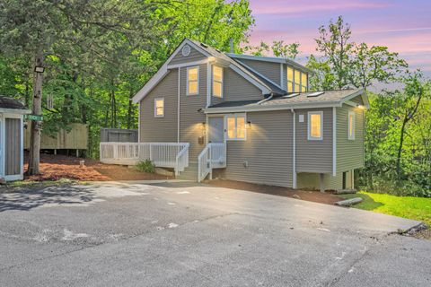 6N772 Tuscola Avenue St. Charles IL 60174