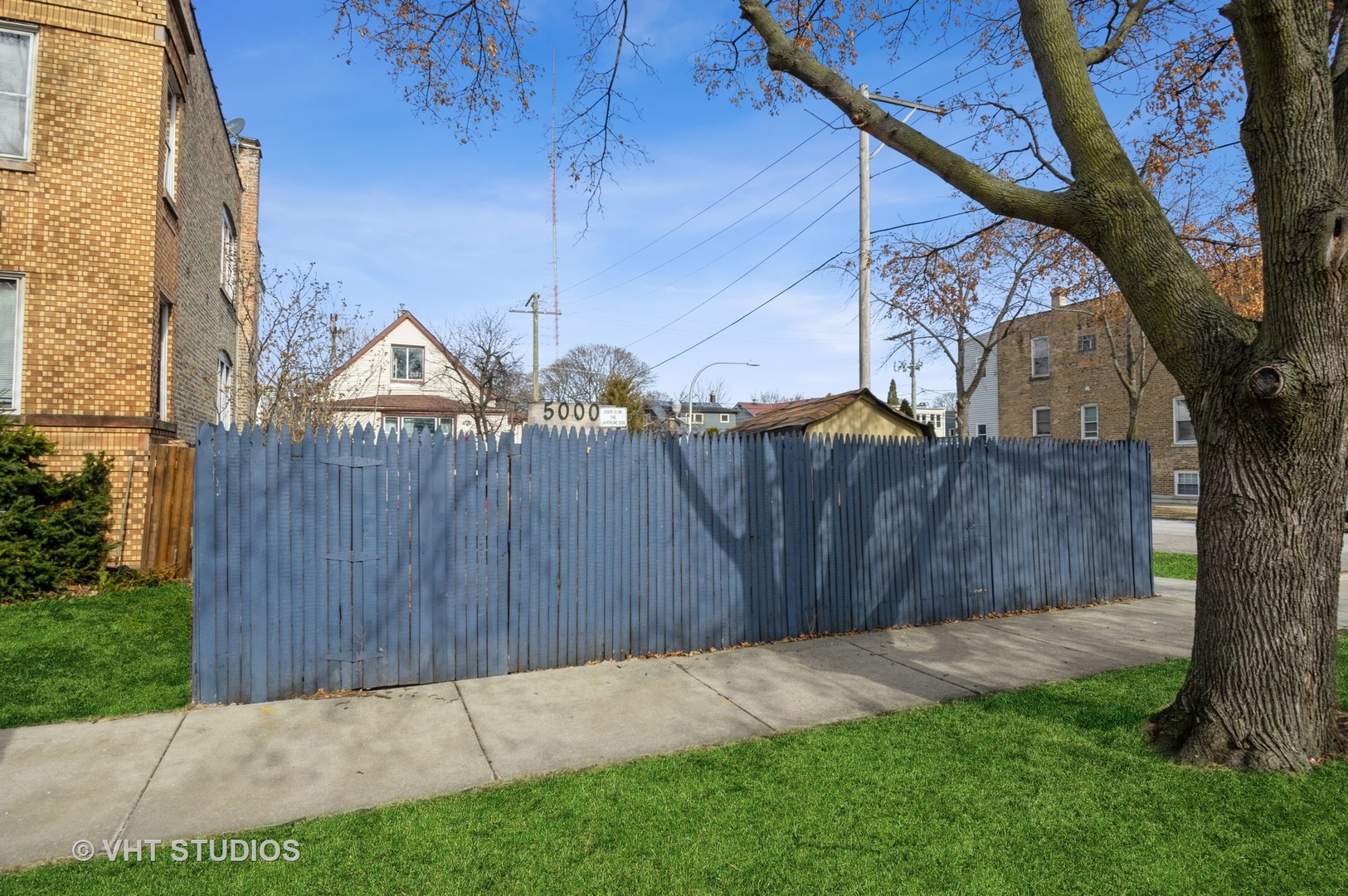 5000 W Nelson Street