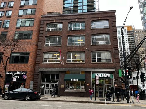 201 E Ohio Street Chicago IL 60611