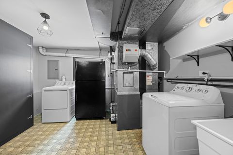 Tiny photo for 1919 N Pinetree Drive, Arlington Heights, IL 60004 (MLS # 12598962)