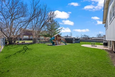 Tiny photo for 1919 N Pinetree Drive, Arlington Heights, IL 60004 (MLS # 12598962)