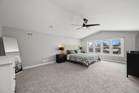 Tiny photo for 1919 N Pinetree Drive, Arlington Heights, IL 60004 (MLS # 12598962)