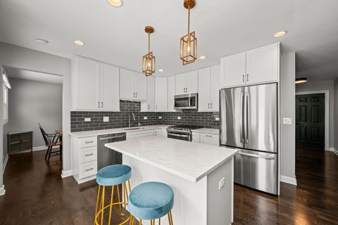 Tiny photo for 1919 N Pinetree Drive, Arlington Heights, IL 60004 (MLS # 12598962)