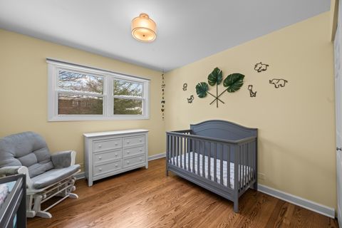 Tiny photo for 1919 N Pinetree Drive, Arlington Heights, IL 60004 (MLS # 12598962)