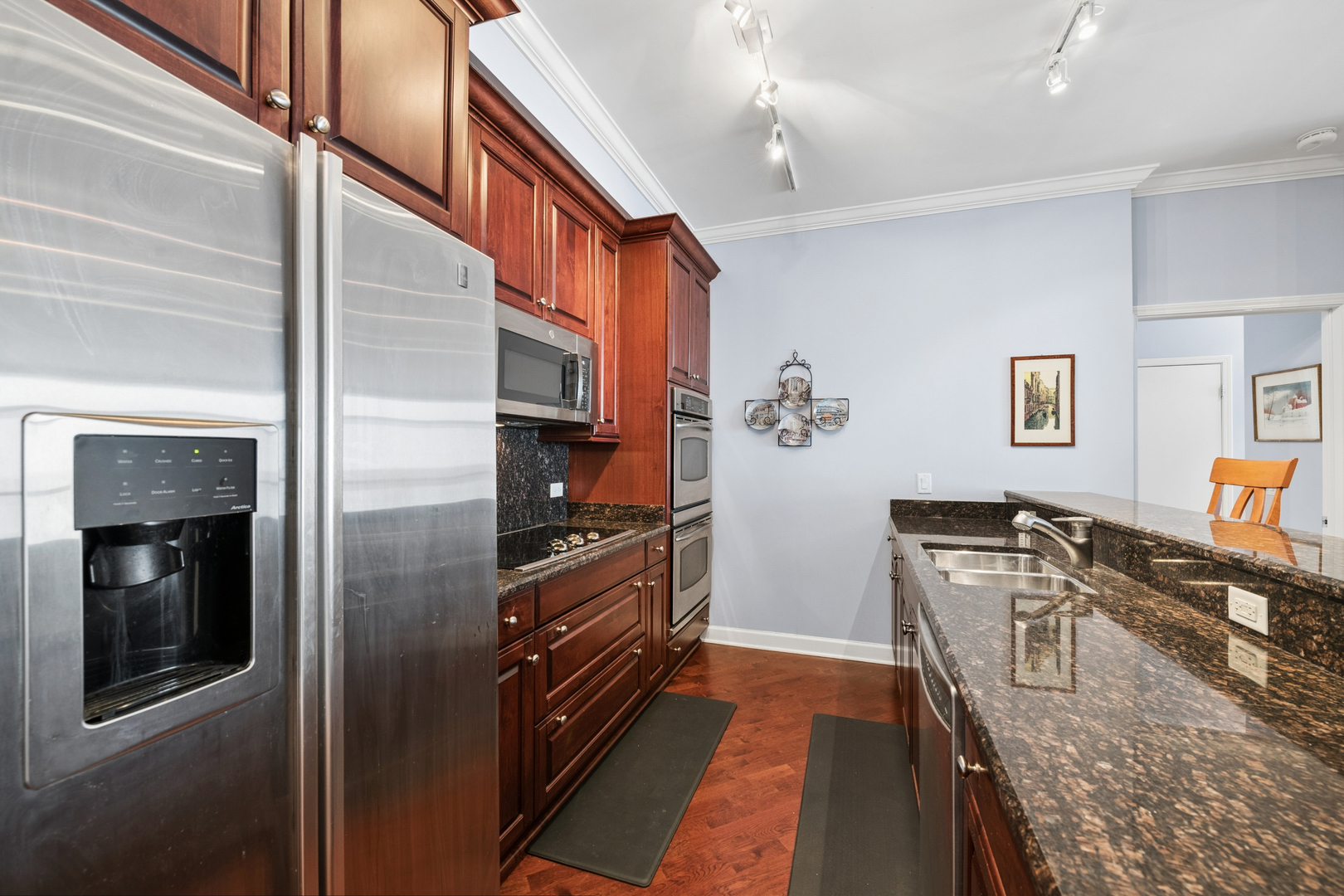 1235 S Prairie Avenue 3303