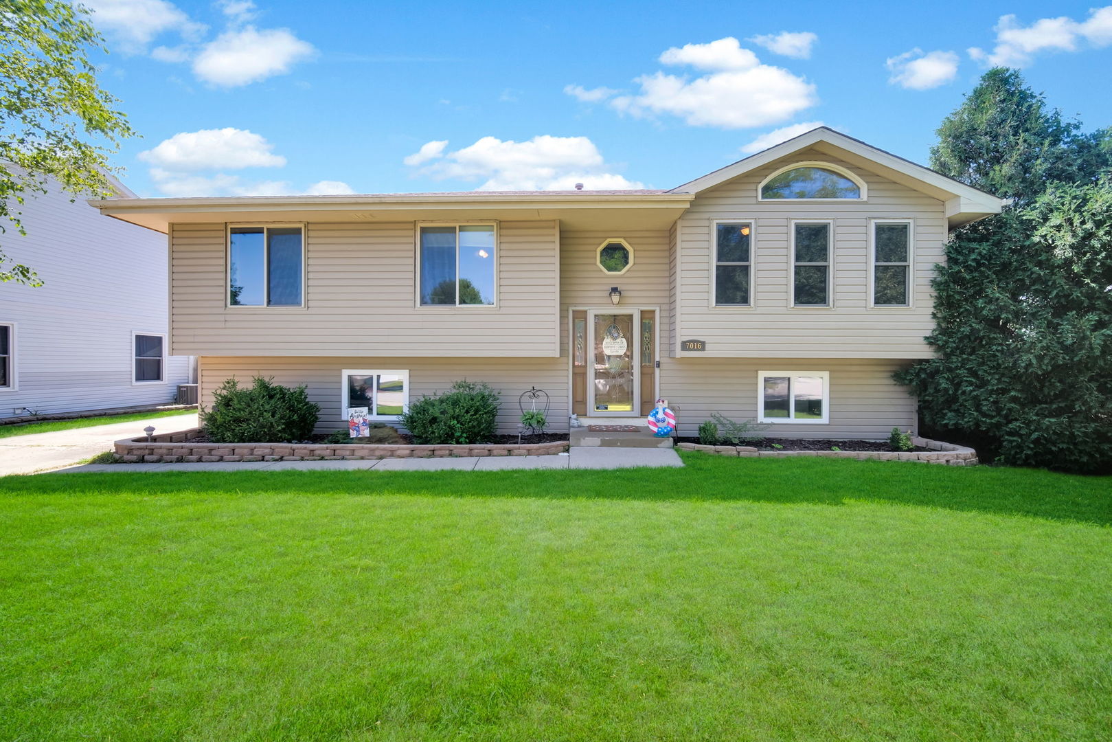 7016 Lewis Clark Drive