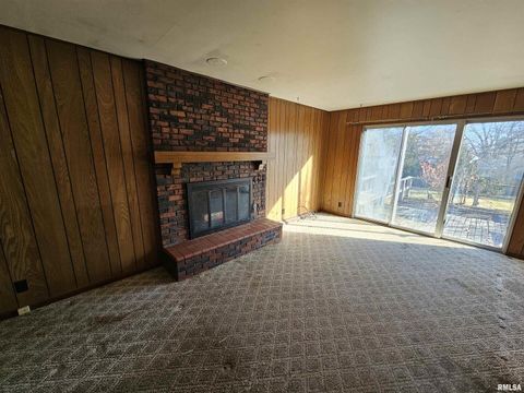 Tiny photo for 1604 SALEM Road, Mt Vernon, IL 62864 (MLS # EB460499)