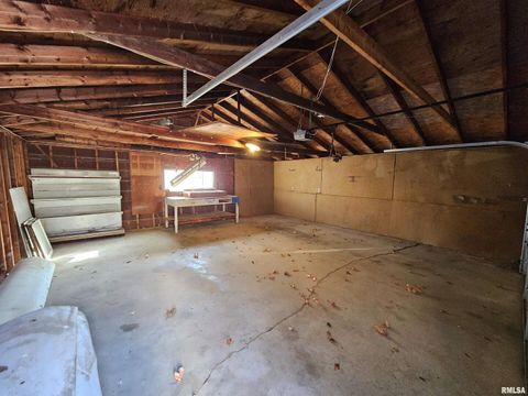 Tiny photo for 1604 SALEM Road, Mt Vernon, IL 62864 (MLS # EB460499)