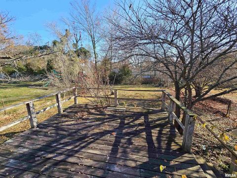 Tiny photo for 1604 SALEM Road, Mt Vernon, IL 62864 (MLS # EB460499)