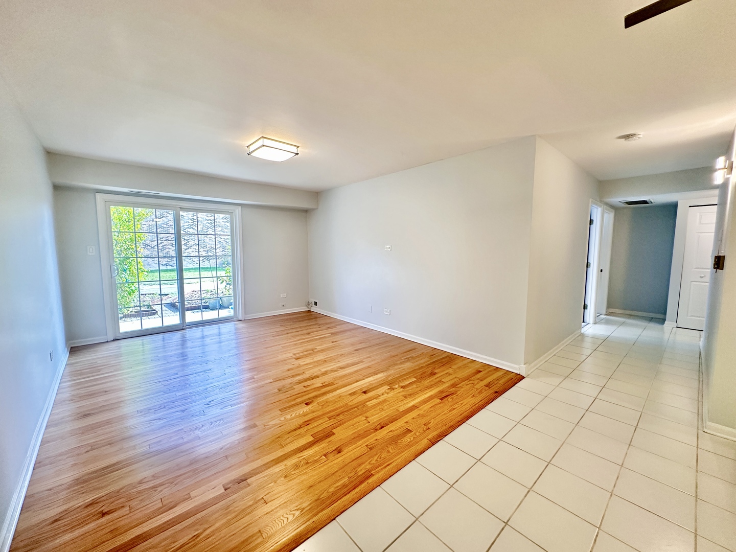 1603 N Windsor Drive 102