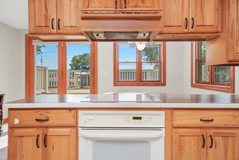 Tiny photo for 330 3rd Street, Libertyville, IL 60048 (MLS # 12376644)