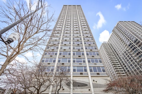 Photo of 4250 N Marine Drive #2812, Chicago, IL 60613 (MLS # 12745117)