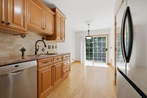 Tiny photo for 141 Crescent Lane #141, Schaumburg, IL 60193 (MLS # 12670490)