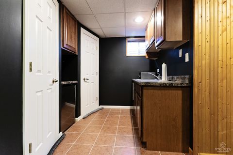 Tiny photo for 1591 Jeanel Lane, Aurora, IL 60502 (MLS # 12634508)