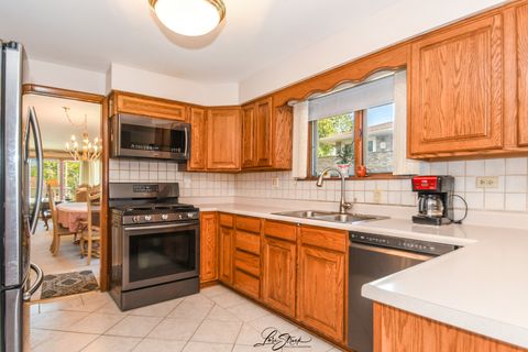 Tiny photo for 3409 173rd Place, Lansing, IL 60438 (MLS # 12513130)