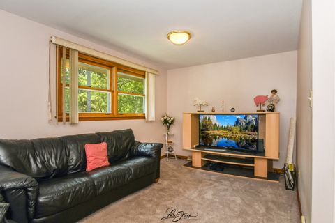 Tiny photo for 3409 173rd Place, Lansing, IL 60438 (MLS # 12513130)