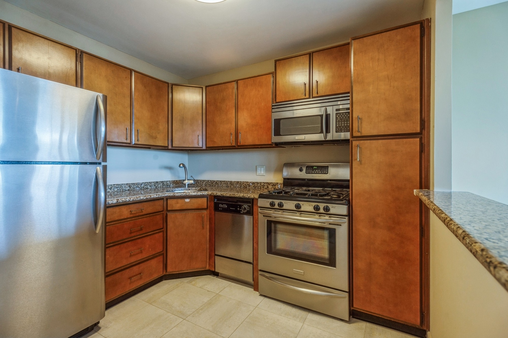 400 E RANDOLPH Street 1801