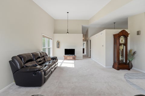 Tiny photo for 413 Harbor Drive, Carpentersville, IL 60110 (MLS # 12738193)