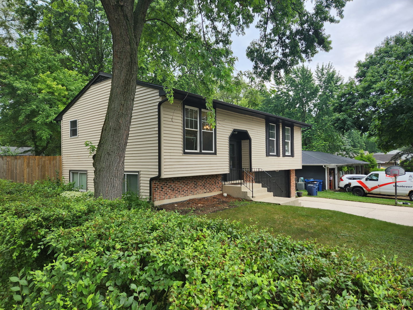 814 S 11th Avenue