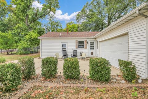 Tiny photo for 917 TIMMONS Drive, Tuscola, IL 61953 (MLS # 12482234)