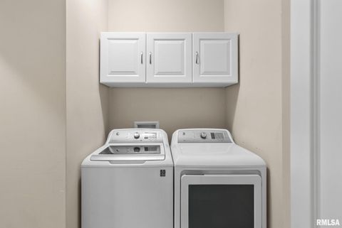 Tiny photo for 27 Blackstone Circle, Le Claire, IA 52753 (MLS # QC4269576)