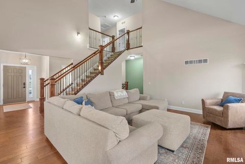 Tiny photo for 27 Blackstone Circle, Le Claire, IA 52753 (MLS # QC4269576)