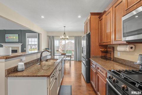 Tiny photo for 27 Blackstone Circle, Le Claire, IA 52753 (MLS # QC4269576)