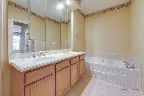 Tiny photo for 717 Sarah Lane, Northbrook, IL 60062 (MLS # 12453311)