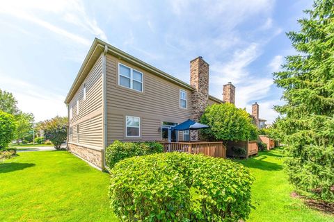 Tiny photo for 717 Sarah Lane, Northbrook, IL 60062 (MLS # 12453311)
