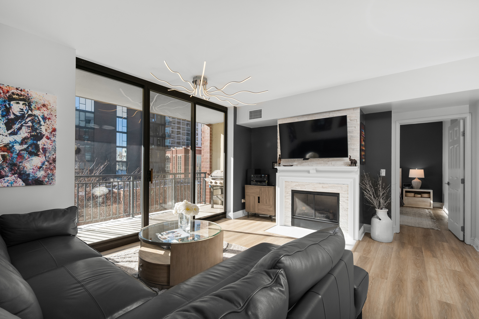 55 W Delaware Place 614