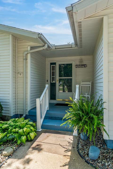 Tiny photo for 3305 W 66th Street, Davenport, IA 52806 (MLS # 12719445)