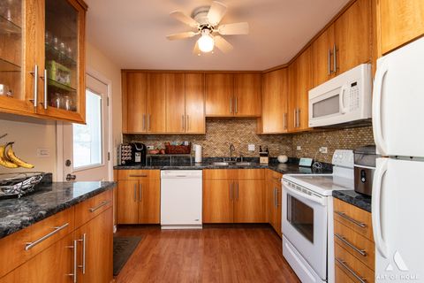 Tiny photo for 261 Montgomery Lane, Wood Dale, IL 60191 (MLS # 12486420)