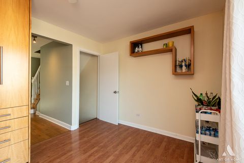 Tiny photo for 261 Montgomery Lane, Wood Dale, IL 60191 (MLS # 12486420)