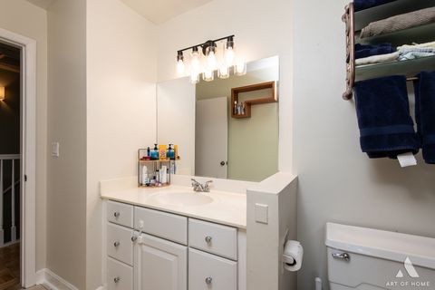 Tiny photo for 261 Montgomery Lane, Wood Dale, IL 60191 (MLS # 12486420)