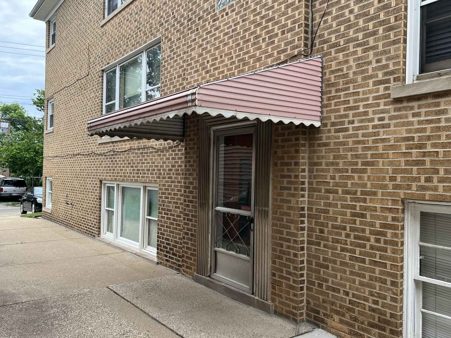 2904 W Foster Avenue 2F