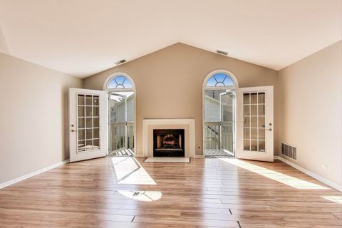 Tiny photo for 914 Prospect Court #914, Naperville, IL 60540 (MLS # 12449443)