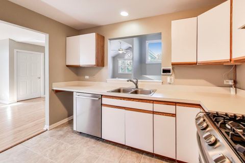 Tiny photo for 914 Prospect Court #914, Naperville, IL 60540 (MLS # 12449443)