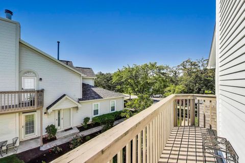 Tiny photo for 914 Prospect Court #914, Naperville, IL 60540 (MLS # 12449443)