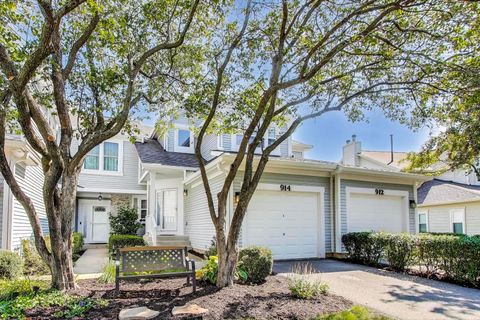 Photo of 914 Prospect Court #914, Naperville, IL 60540 (MLS # 12449443)