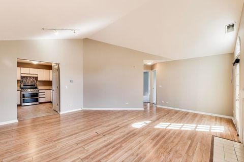 Tiny photo for 914 Prospect Court #914, Naperville, IL 60540 (MLS # 12449443)