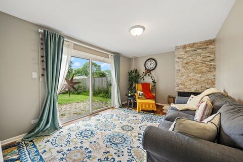 Tiny photo for 910 LONSDALE Road, Elk Grove Village, IL 60007 (MLS # 12438066)