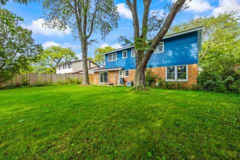 Tiny photo for 910 LONSDALE Road, Elk Grove Village, IL 60007 (MLS # 12438066)