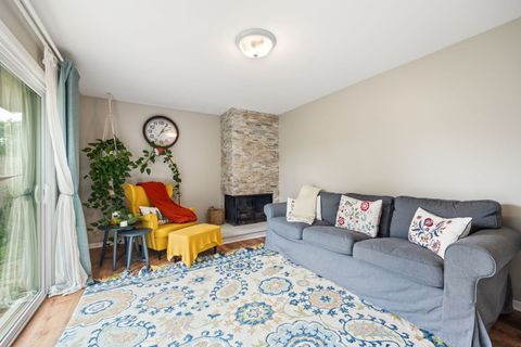 Tiny photo for 910 LONSDALE Road, Elk Grove Village, IL 60007 (MLS # 12438066)