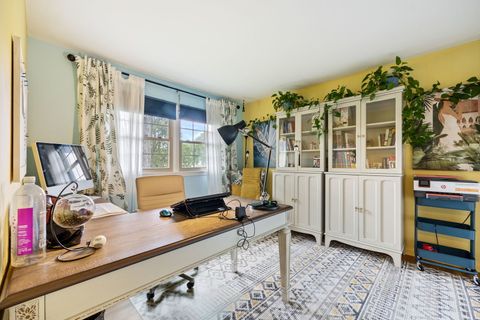 Tiny photo for 910 LONSDALE Road, Elk Grove Village, IL 60007 (MLS # 12438066)